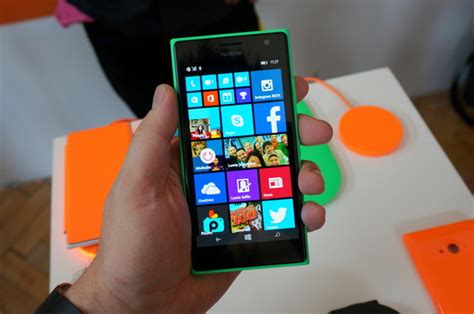 HTC Desire X vs Nokia Lumia 735 Karşılaştırma
